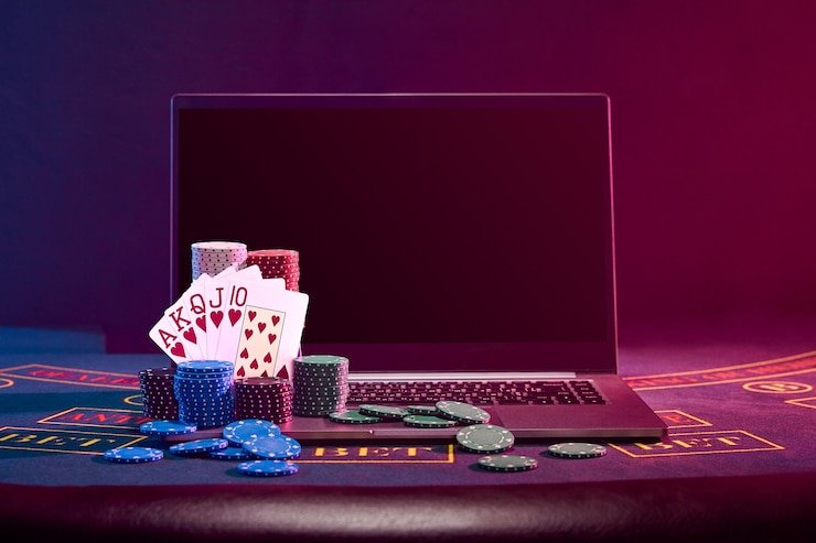 Interface taruhan dan fitur free spins Buffalo King di togel158 link